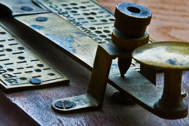 The First Breaking News Crisis: When the Telegraph Made Information Worthless